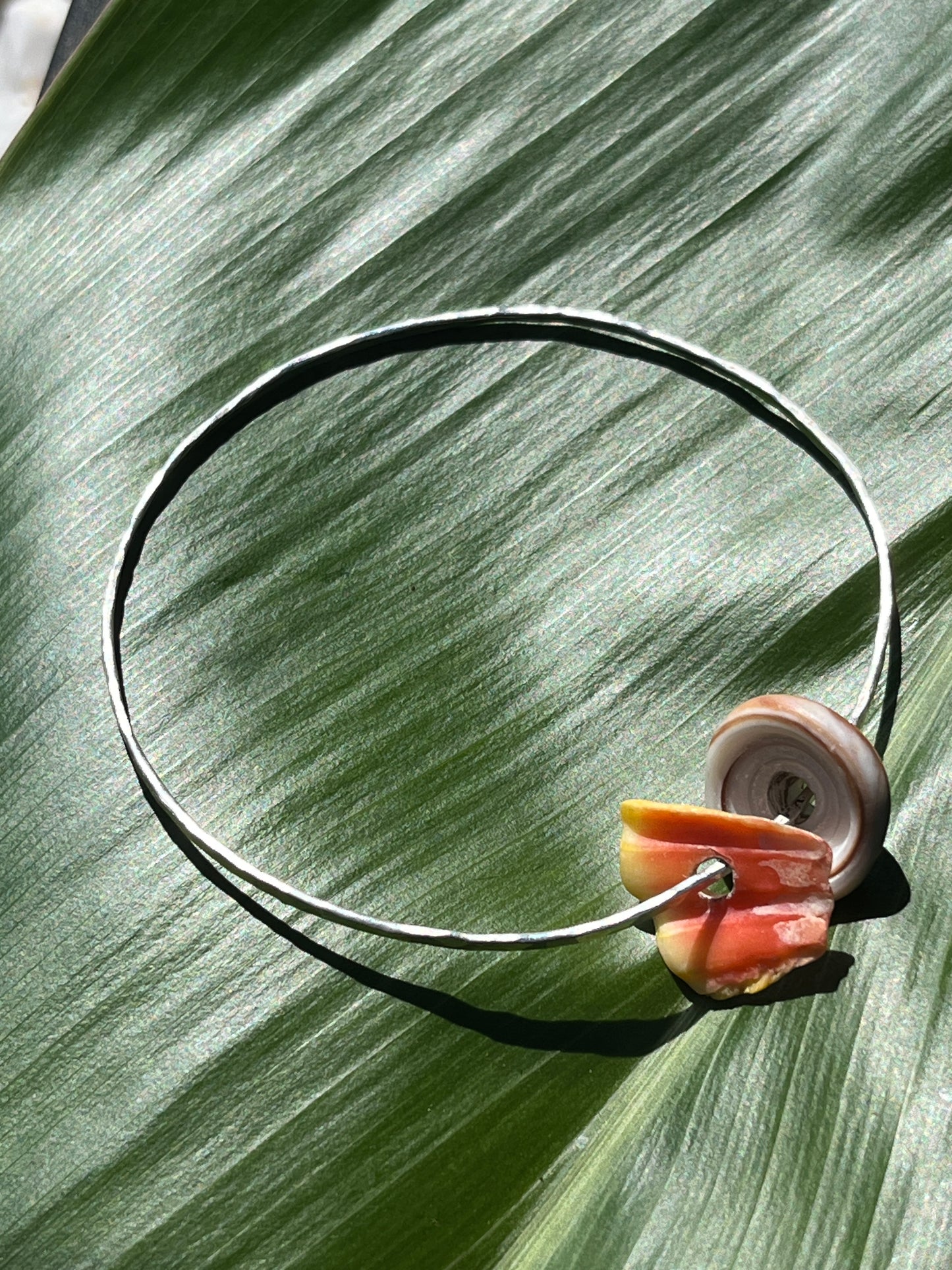 8 size Sunnie Chip & Puka Shell Bangle - Sterling Silver