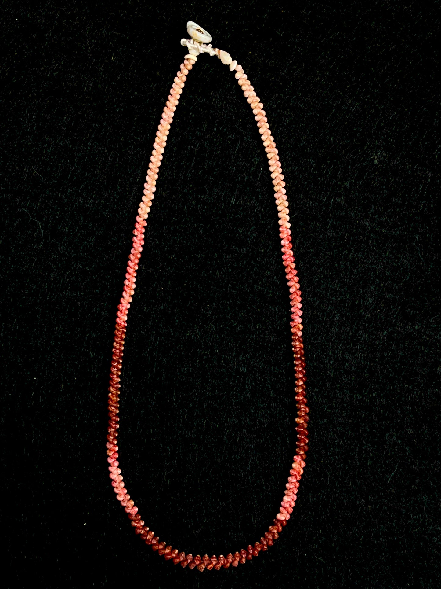Rare Colors Kahelelani Herringbone lei